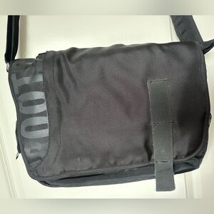 Roots laptop briefcase bag